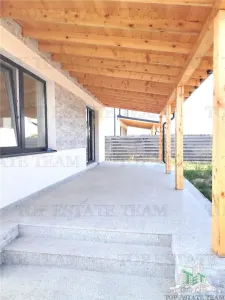 House / villa for sale 140 sqm in Corbeanca, Ostratu area - foto 19
