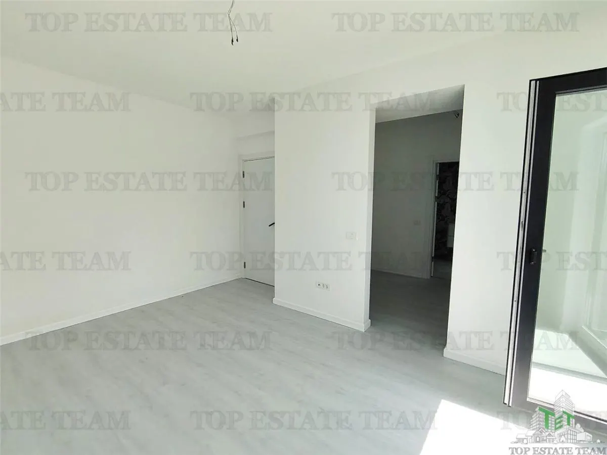 House / villa for sale 140 sqm in Corbeanca, Ostratu area - foto 7