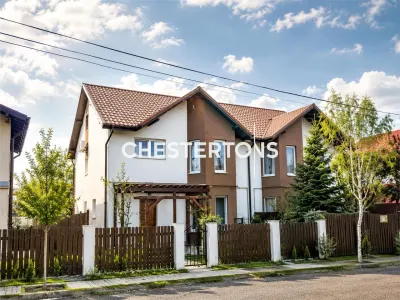 Duplex Villa for Rent in Corbeanca – Residential Area Near Forest - Corbeanca