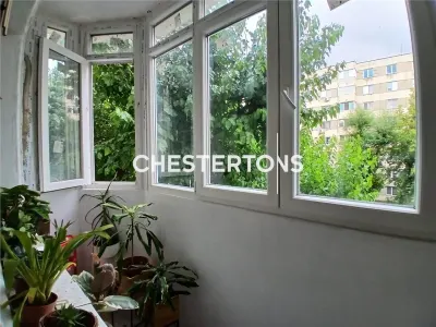 Bright 4-bedroom apartment, renovated building, quiet area, Aparatorii Patriei Metro - Bucuresti