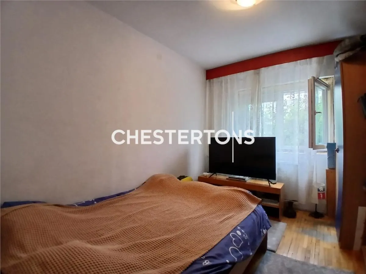 Bright 4-bedroom apartment, renovated building, quiet area, Aparatorii Patriei Metro - foto 7