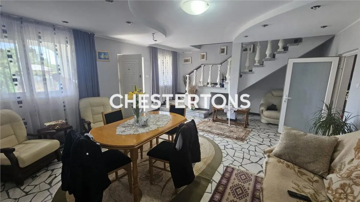 6-Bedroom Villa with Exceptional Orchard, 30km from Bucharest - foto 2