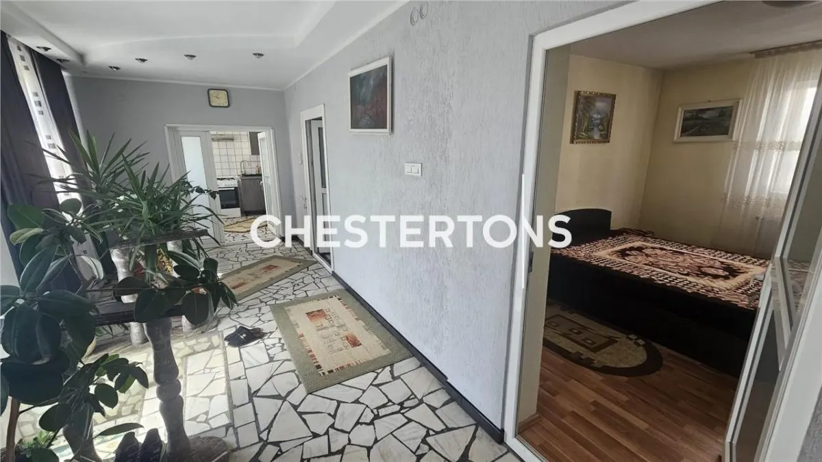 6-Bedroom Villa with Exceptional Orchard, 30km from Bucharest - foto 9