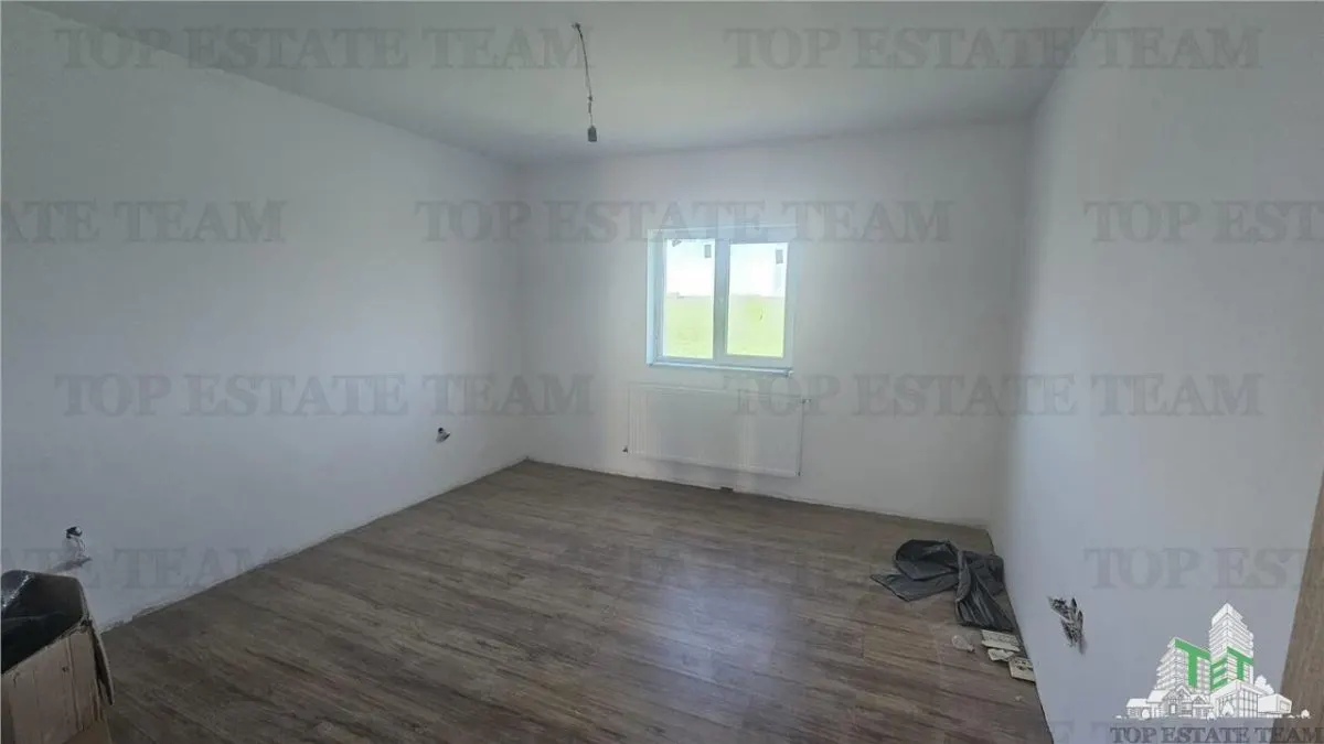 House / villa for sale 123 sqm in Ciorogarla - foto 3