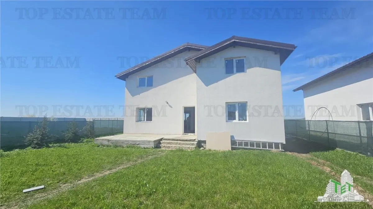 House / villa for sale 123 sqm in Ciorogarla - foto 4