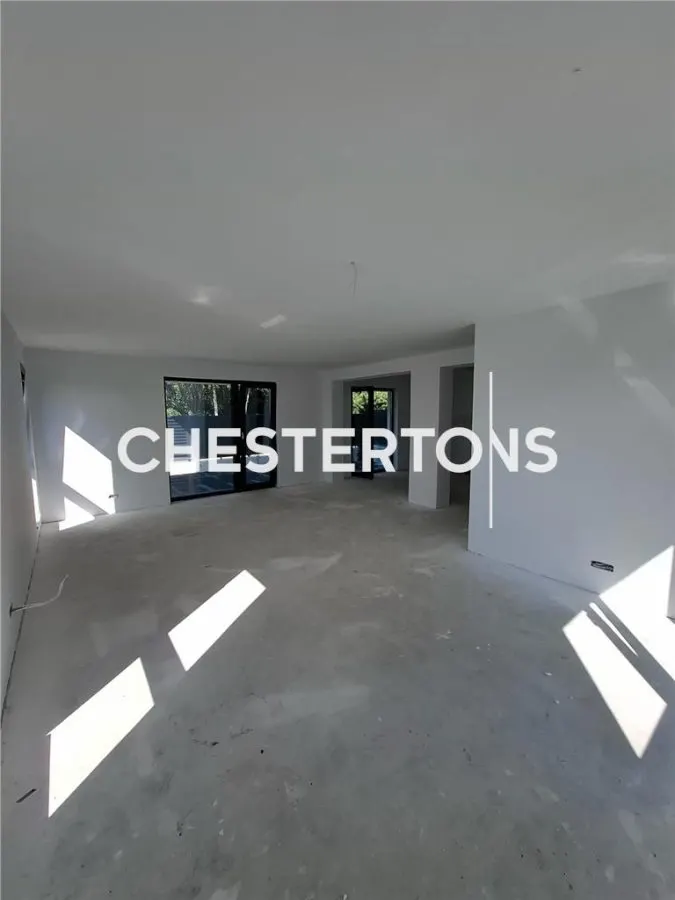 Villa Otopeni, 23 August Area – 150 sqm Usable Space - foto 4