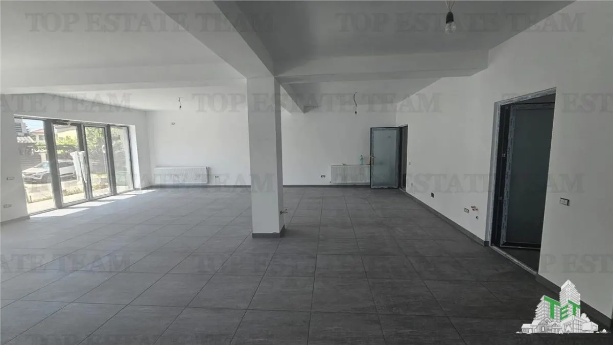 240 sqm Building with 2 Commercial Spaces for Rent in Central Domnesti - foto 2