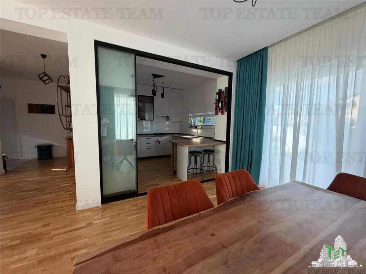 House / villa for sale 160 sqm in Corbeanca, Centru area - foto 17