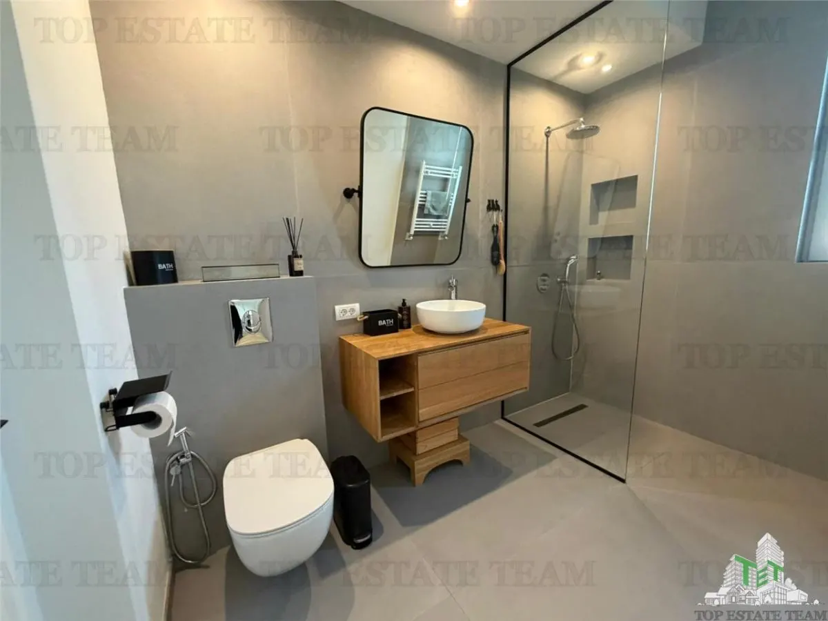 House / villa for sale 160 sqm in Corbeanca, Centru area - foto 9