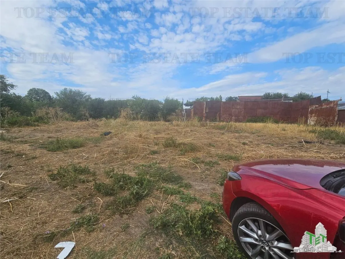 Land Plot 1,385 m² in Ghencea-Drumul Taberei Zone - foto 4