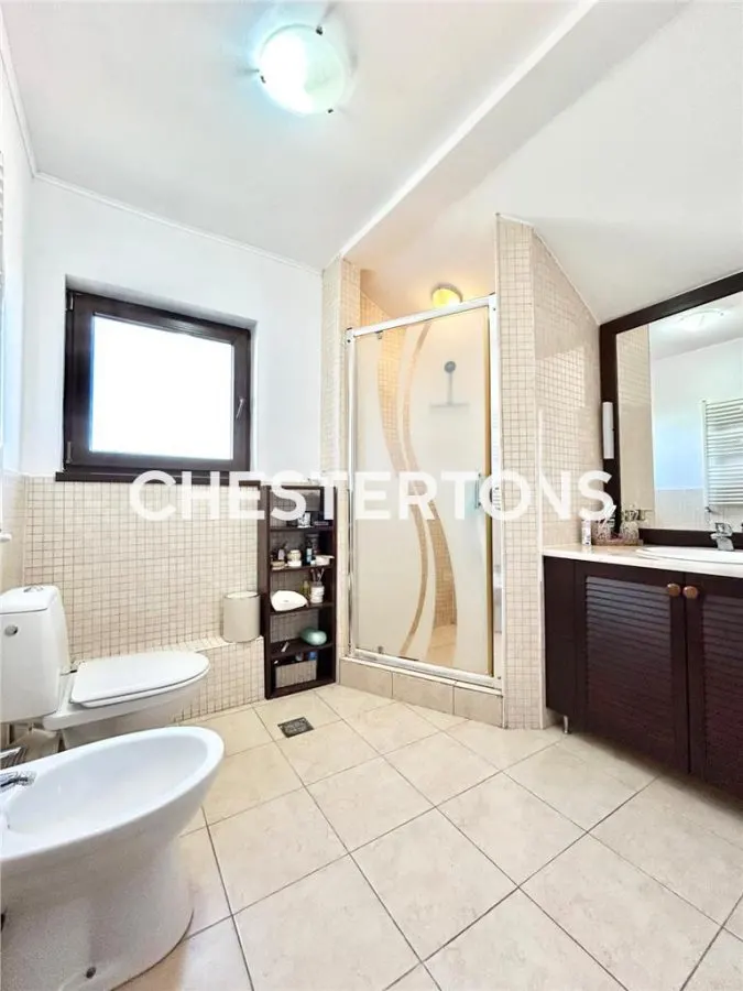 House / villa for rent 365 sqm in Otopeni, Odai area - foto 22