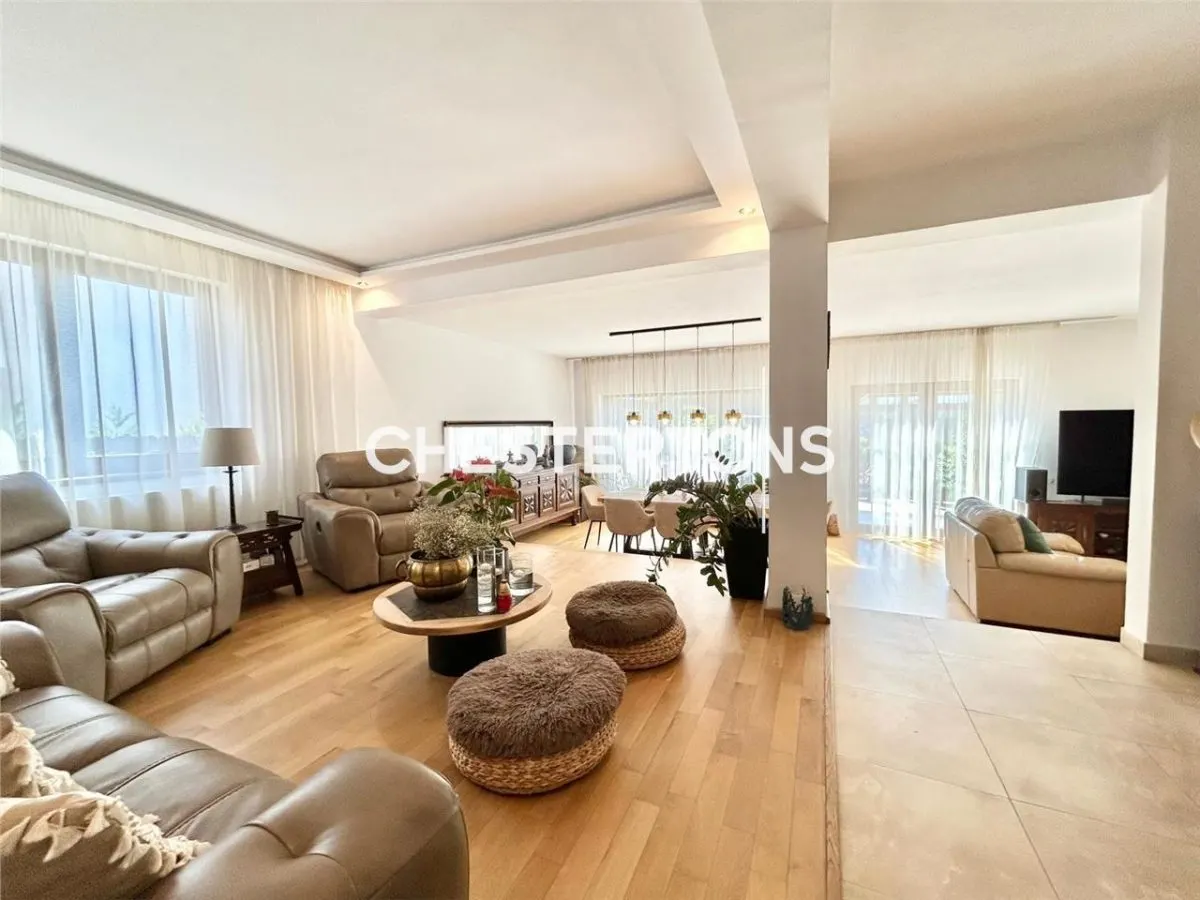 House / villa for rent 365 sqm in Otopeni, Odai area - foto 8
