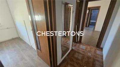 3-Bedroom Apartment with Garage near Gorjului Metro – Ready to Move - foto 3