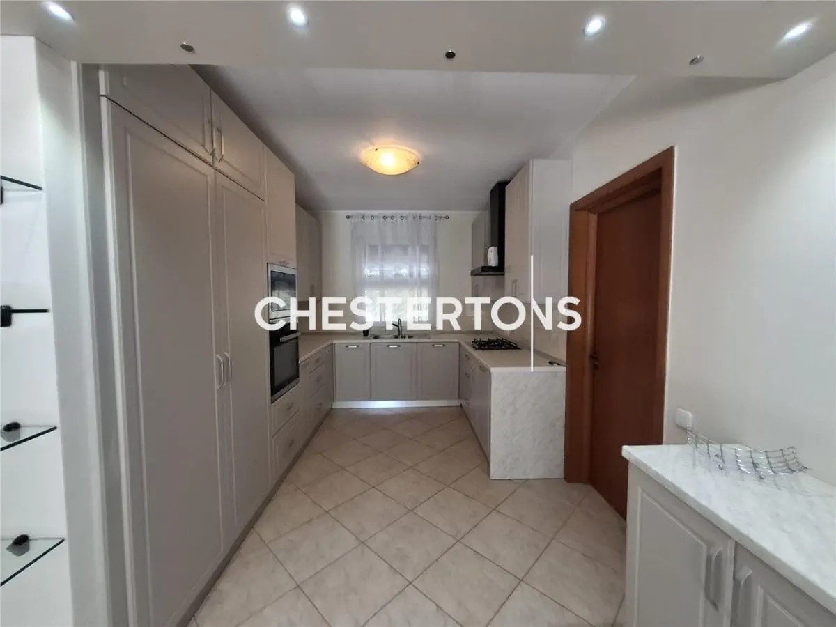 Premium Villa Rental Garden/6 Bedrooms/Elegantly Furnished/Swimming Pool - foto 12