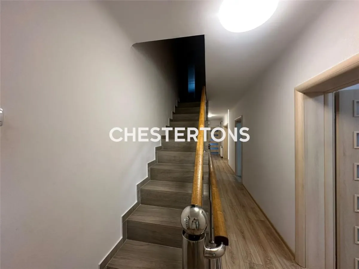 House / villa for sale 93.44 sqm in Dragomiresti-Deal - foto 6