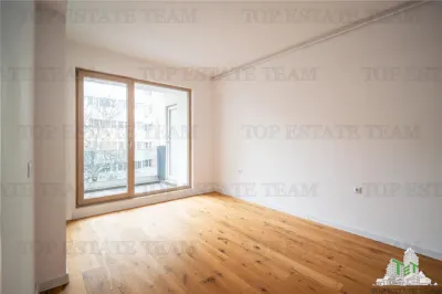 Four-bedroom apartment, Iancului area, 10 minutes to metro - foto 10