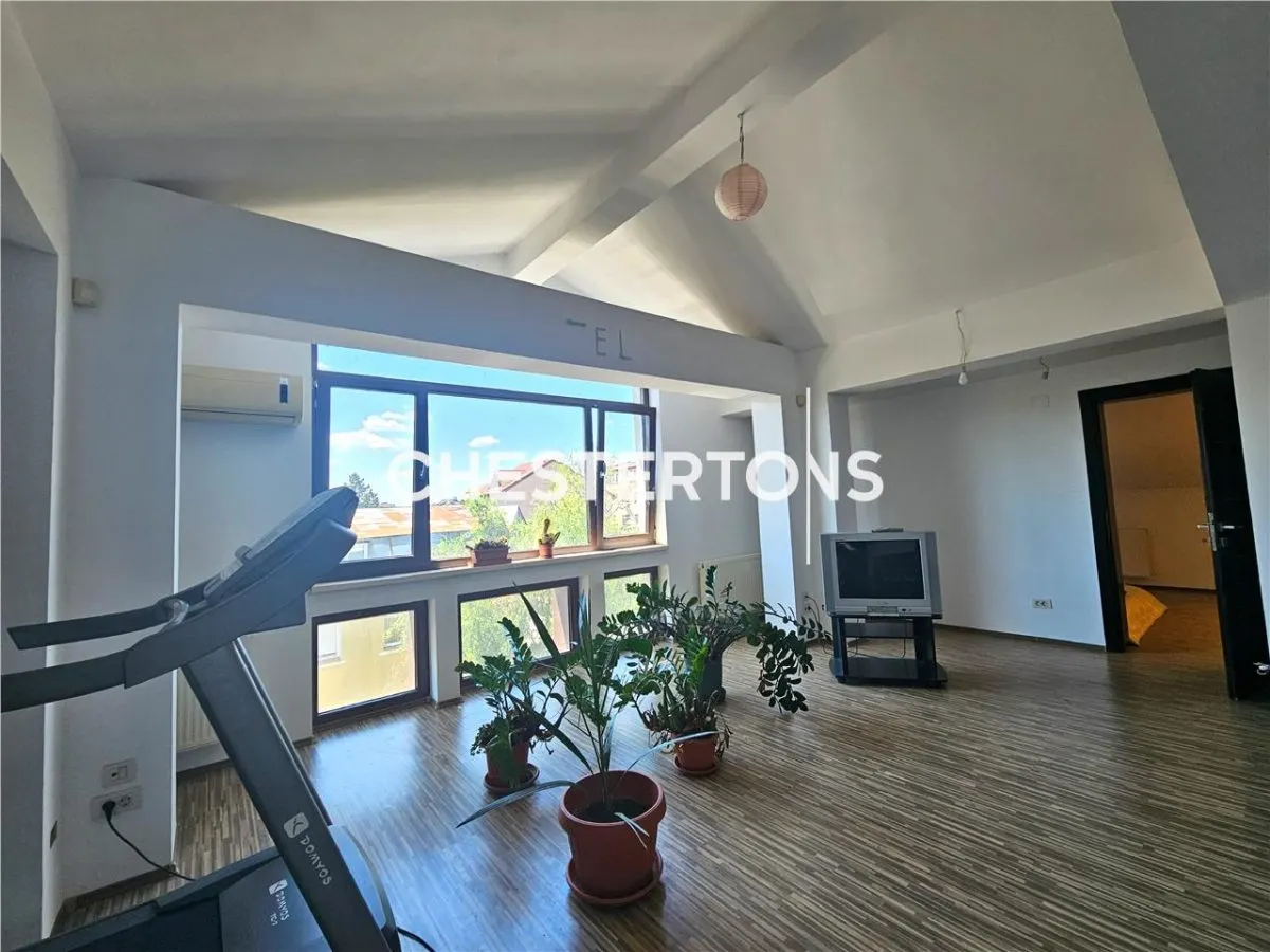 House / villa for sale 235 sqm in Bucuresti, Domenii area - foto 10