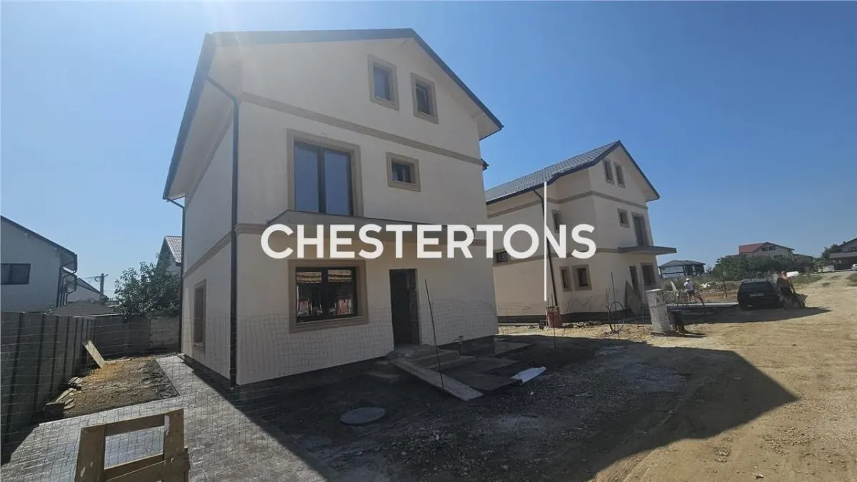 Spacious Villa with Converted Attic in Prelungirea Ghencea-Bragadiru - foto 3