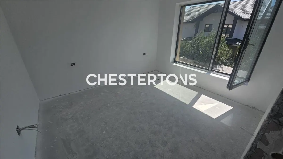 Spacious Villa with Converted Attic in Prelungirea Ghencea-Bragadiru - foto 8