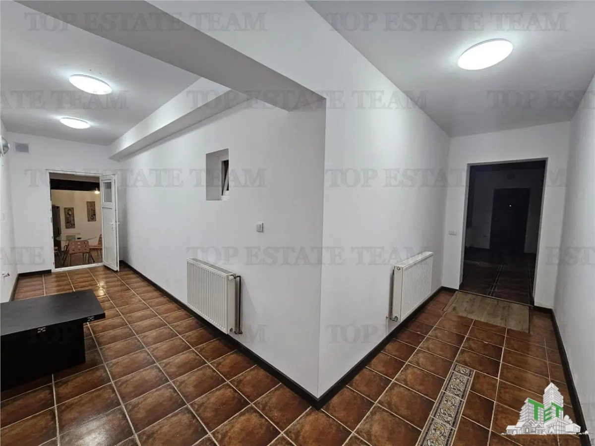 House / villa for sale 191 sqm in Chiajna - foto 10