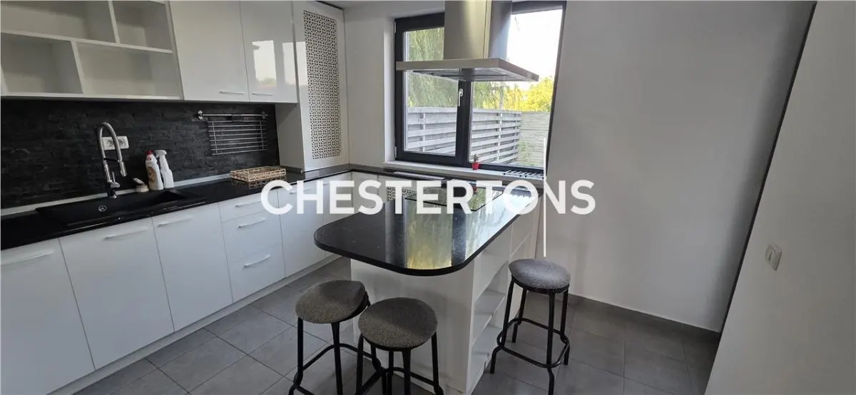 House / villa for sale 110 sqm in Bucuresti - foto 16