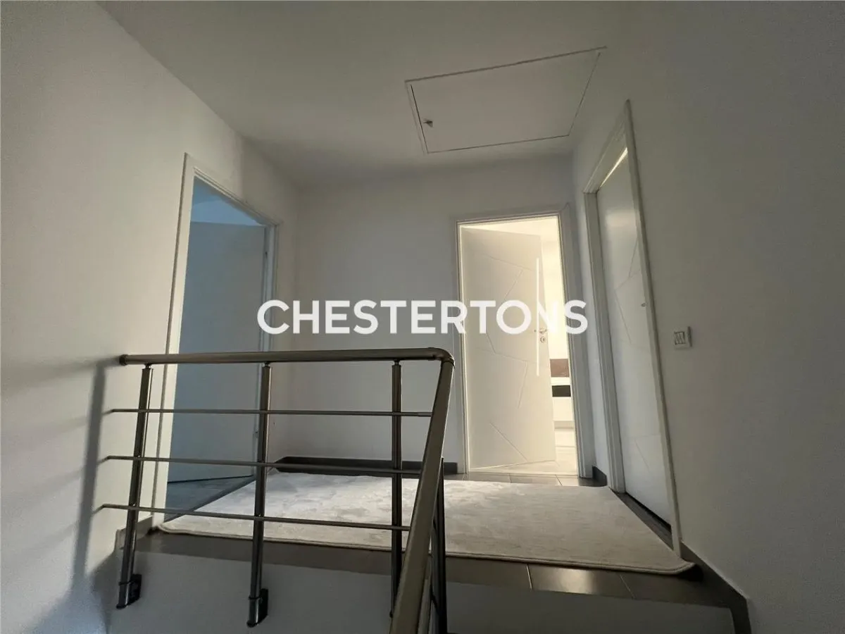 House / villa for sale 110 sqm in Bucuresti - foto 19