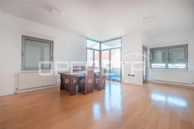 Four-Room Apartment for Sale in Varazdin, Croatia - Varazdin
