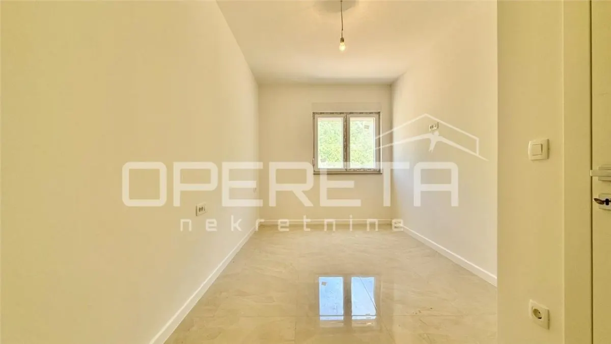 Apartament de vanzare in Croatia, Starigrad - foto 1