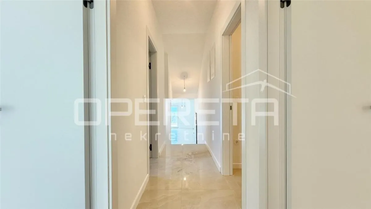 Apartament de vanzare in Croatia, Starigrad - foto 2