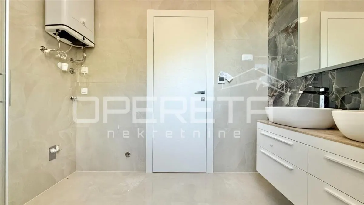 Apartament de vanzare in Croatia, Starigrad - foto 11
