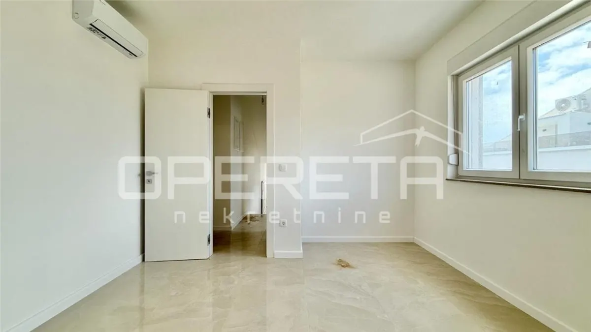 Apartament de vanzare in Croatia, Starigrad - foto 4