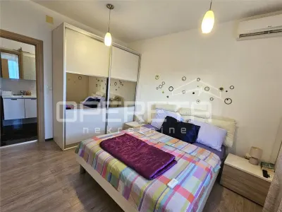 Spacious Apartment with Pool and Parking, Okrug Gornji, Croatia - foto 6