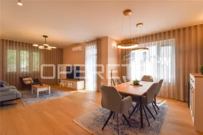 Apartament de vanzare in Croatia, Šibenik - Šibenik