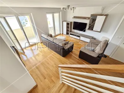 Apartament de vanzare in Croatia, Malinska - foto 2