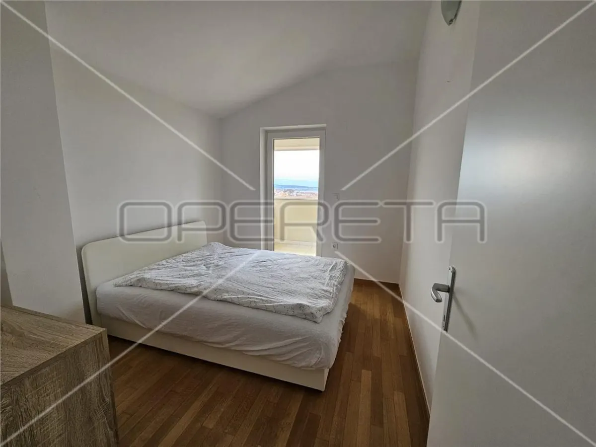 Apartament de vanzare in Croatia, Malinska - foto 16
