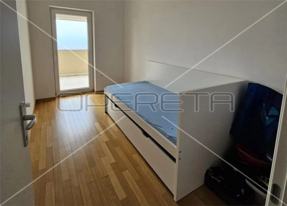 Apartament de vanzare in Croatia, Malinska - foto 17
