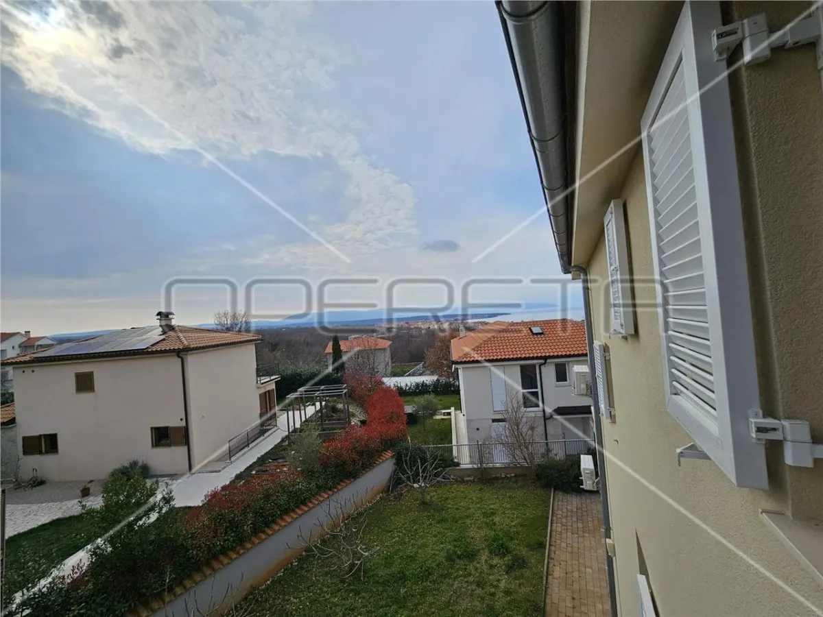Apartament de vanzare in Croatia, Malinska - foto 24