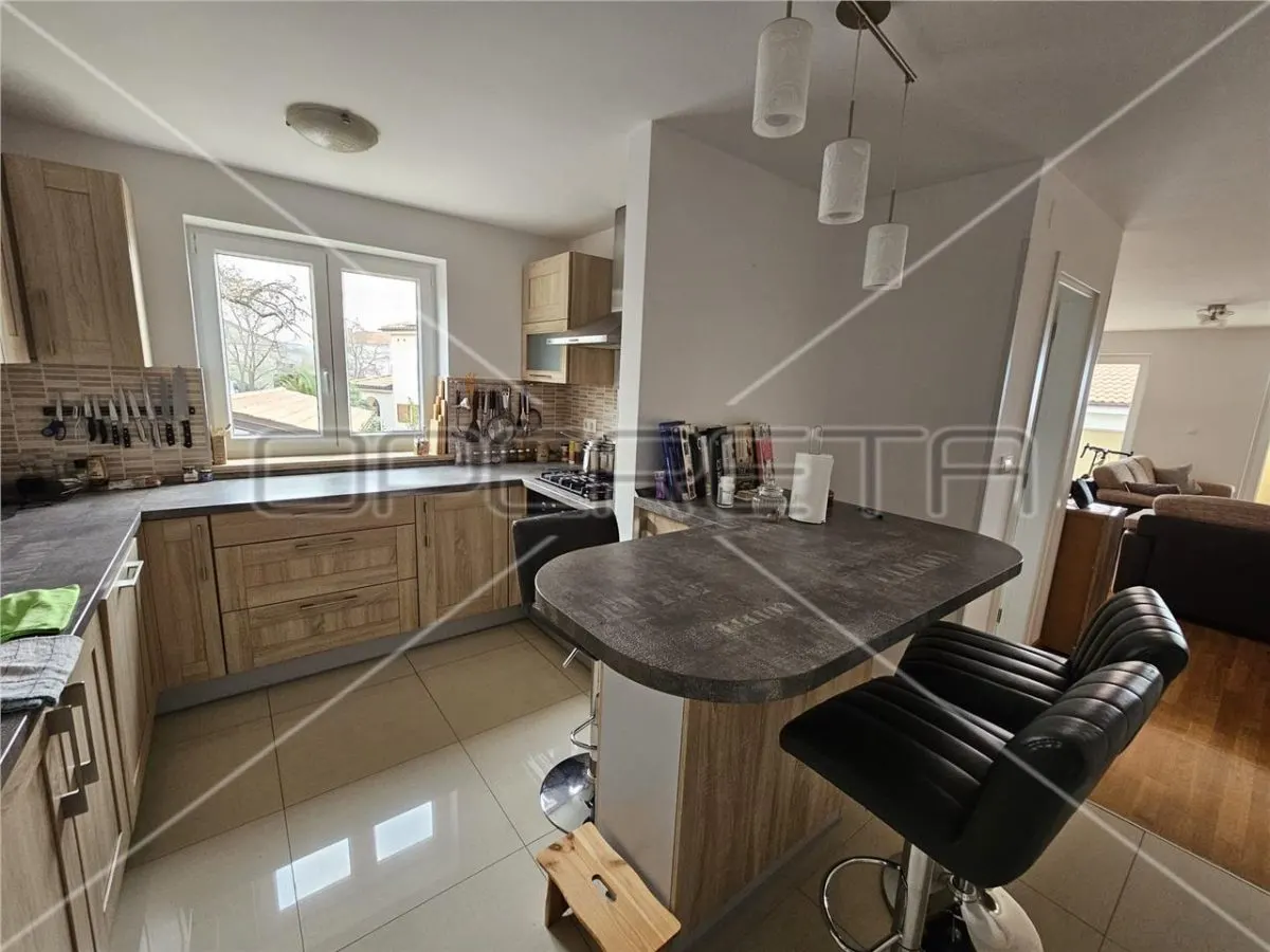 Apartament de vanzare in Croatia, Malinska - foto 10