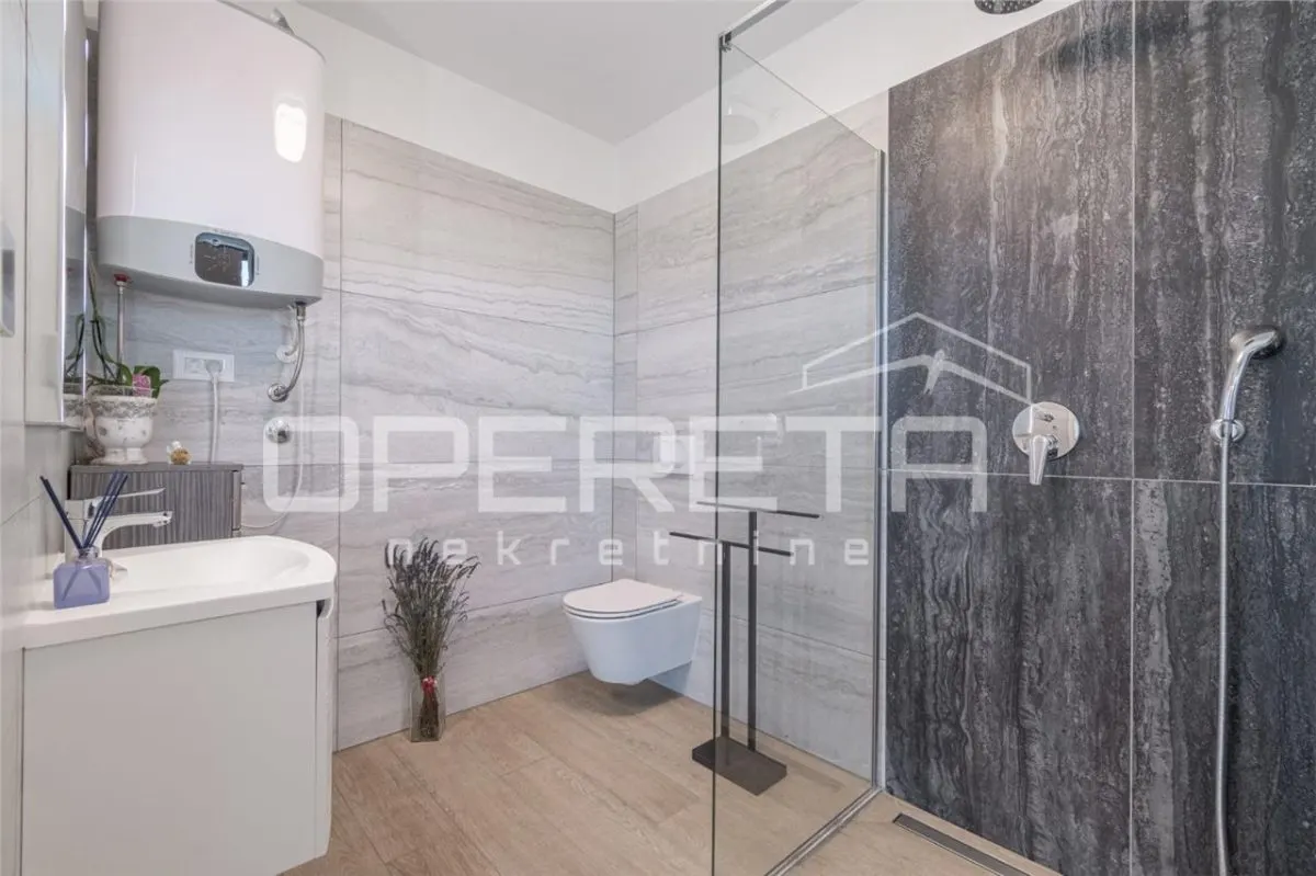 Apartament de vanzare in Croatia, Porec - foto 13