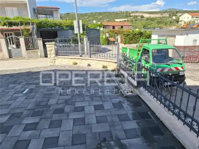 Two-Bedroom Apartment with Sea View for Sale in Rogoznica, Croatia - foto 14