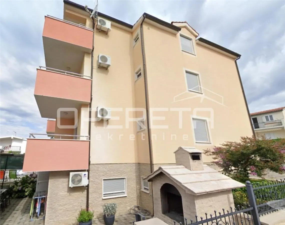 Two-Bedroom Apartment with Sea View for Sale in Rogoznica, Croatia - foto 16