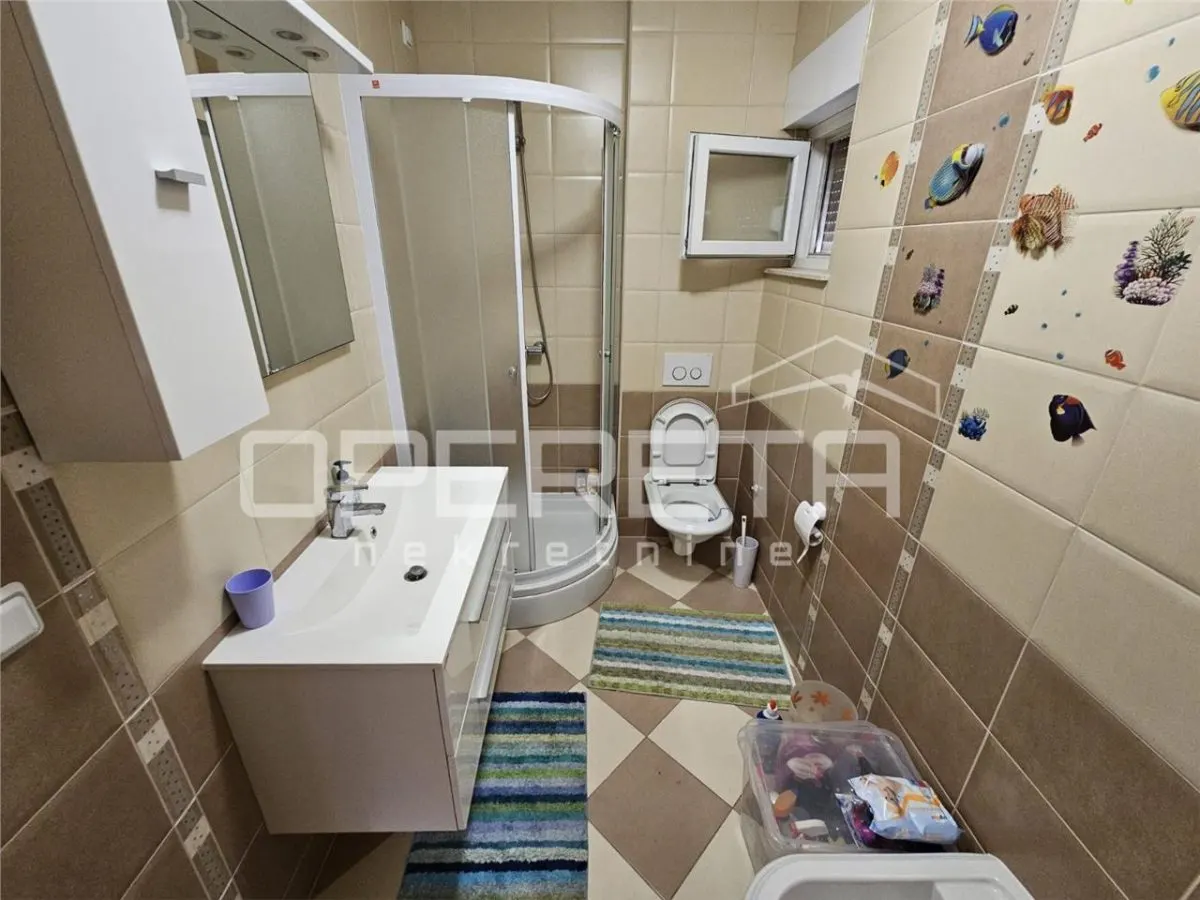Two-Bedroom Apartment with Sea View for Sale in Rogoznica, Croatia - foto 8