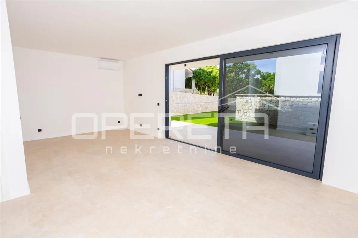 Apartament de vanzare in Croatia, Novalja - foto 3