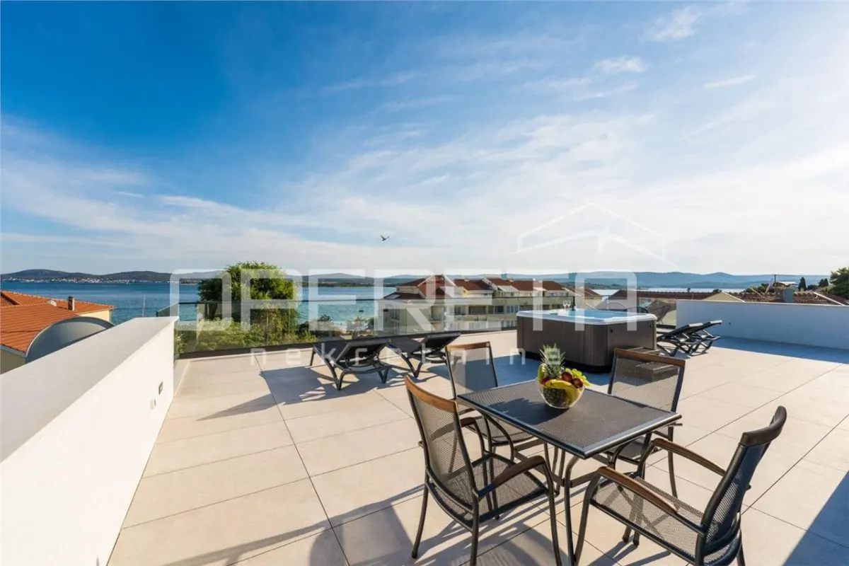 Apartament de vanzare in Croatia, Sveti Filip i Jakov - foto 19