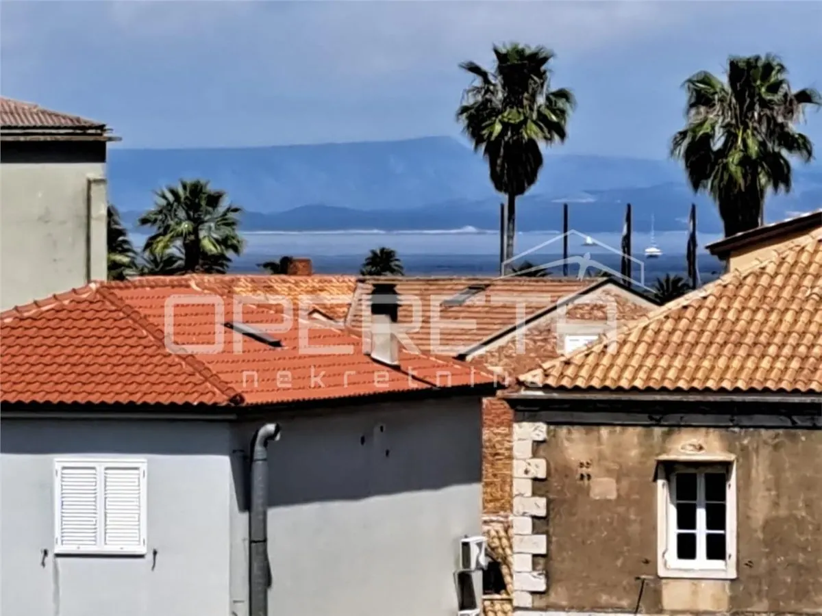 One-Bedroom Apartment for Sale in Vis, Croatia – Centre Location - foto 2