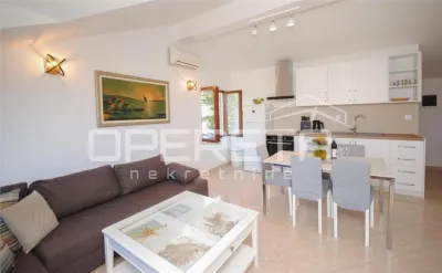 One-Bedroom Apartment for Sale in Vis, Croatia – Centre Location - foto 12