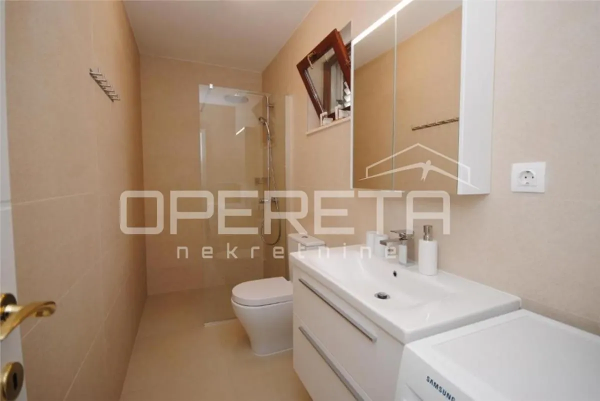 One-Bedroom Apartment for Sale in Vis, Croatia – Centre Location - foto 14