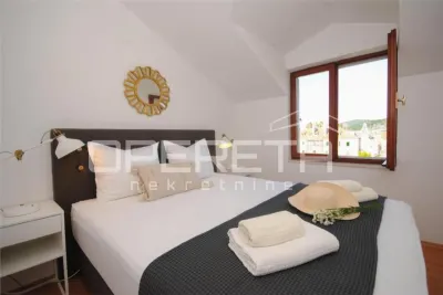One-Bedroom Apartment for Sale in Vis, Croatia – Centre Location - foto 6
