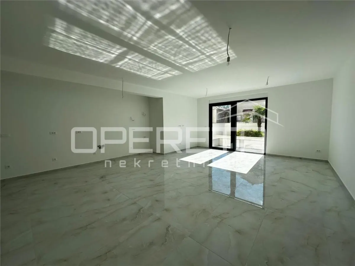 Apartament de vanzare in Croatia, Okrug Gornji - foto 1
