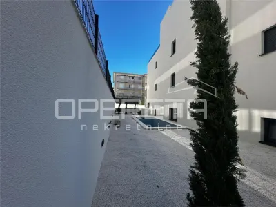 Apartament de vanzare in Croatia, Okrug Gornji - foto 8
